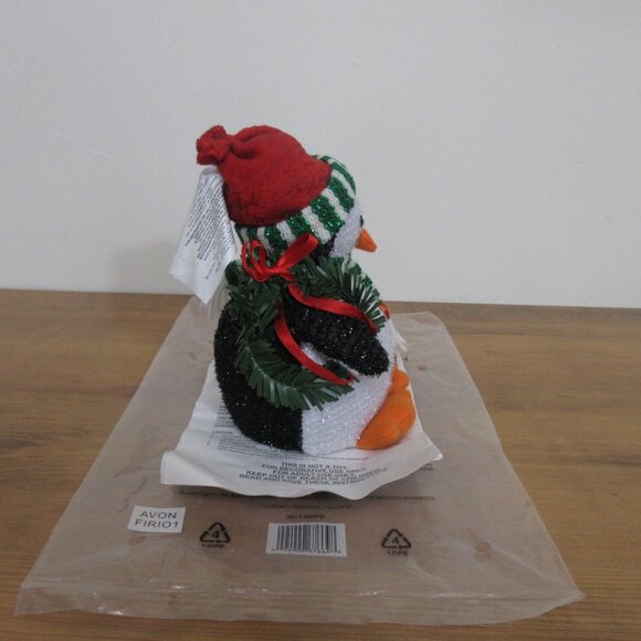 Avon Light Up Pal Penguin Green Wreath Color Changing Winter Decor Battery Oper - Picture 4 of 8